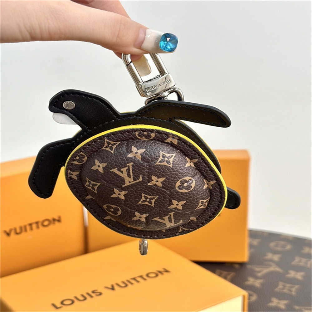 LV Turtle coin wallet - Picture 3 of 6